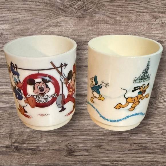 Vintage Disney Plastic Cups - Made in USA by deka - Picture 7 of 10